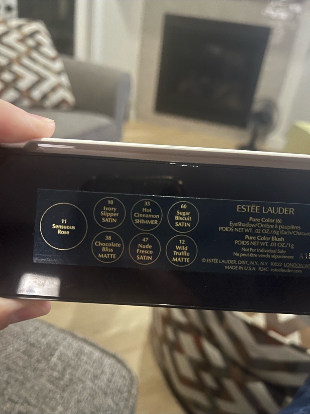 New Estée Lauder Lisa Perry Pallet - Picture 4 of 4